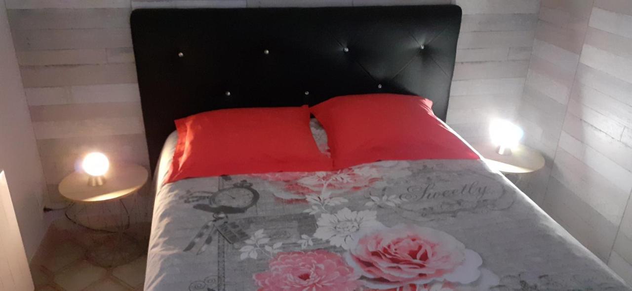 Appartement Proche Bord De Mer Plougasnou Exteriér fotografie